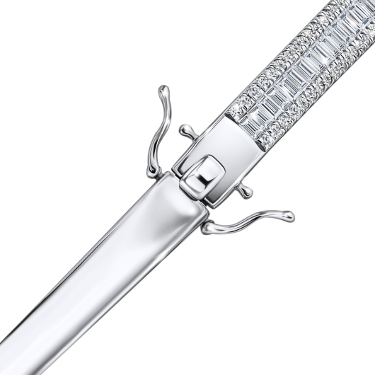 Браслет жесткий с бриллиантами